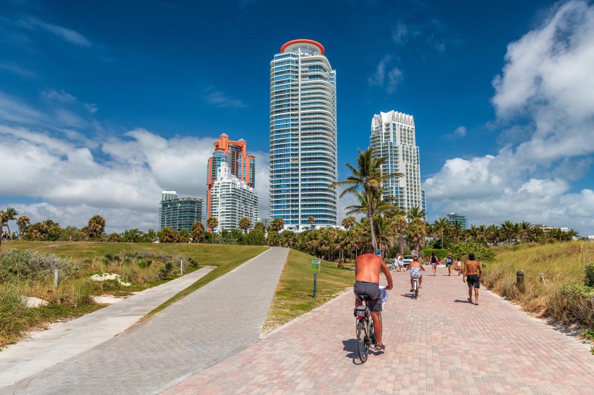 Beachfront Bentley Hotel One Bedroom Suite With Balcony And Beach Access Miami Beach Dış mekan fotoğraf