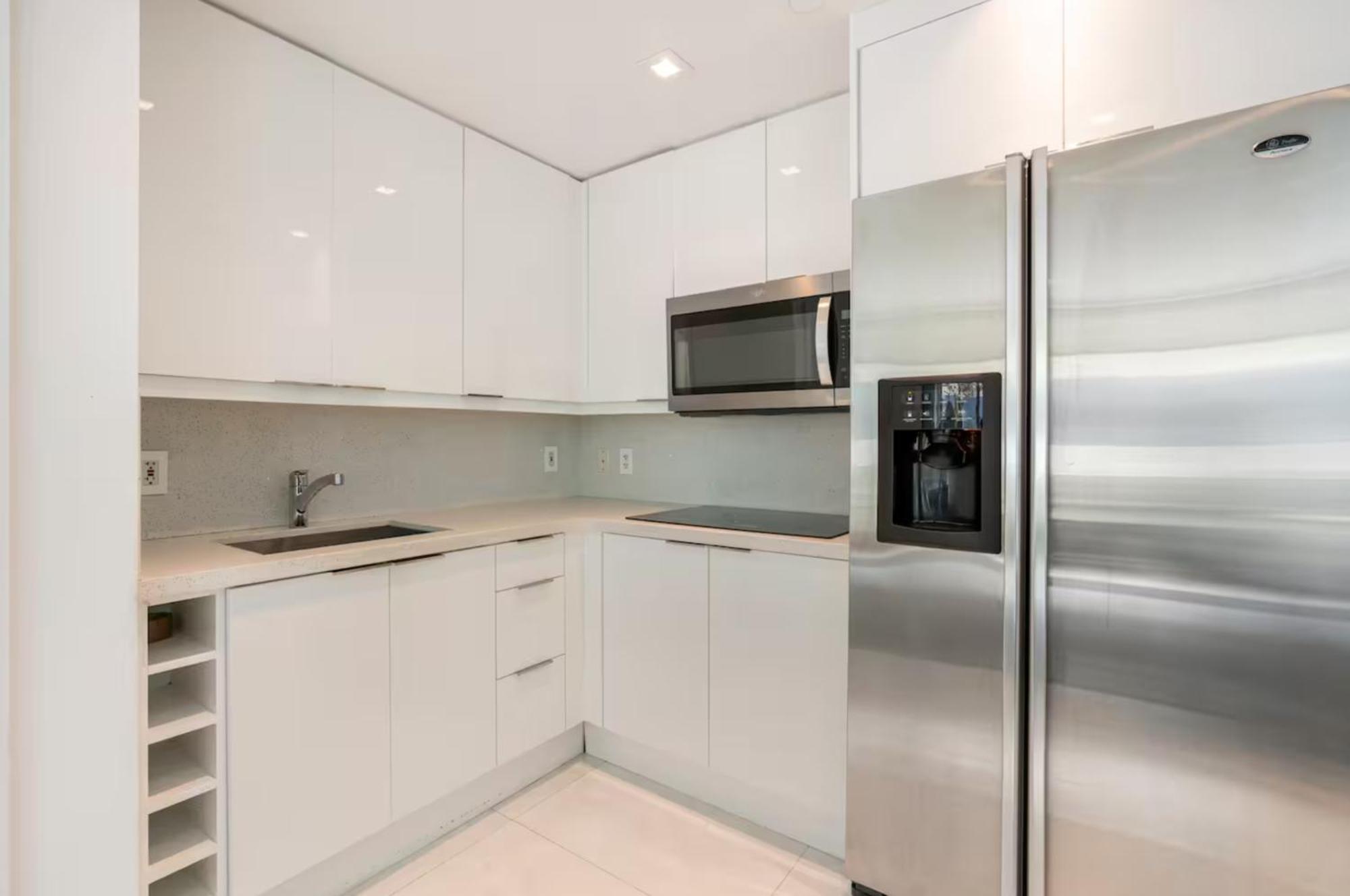 Beachfront Bentley Hotel One Bedroom Suite With Balcony And Beach Access Miami Beach Dış mekan fotoğraf