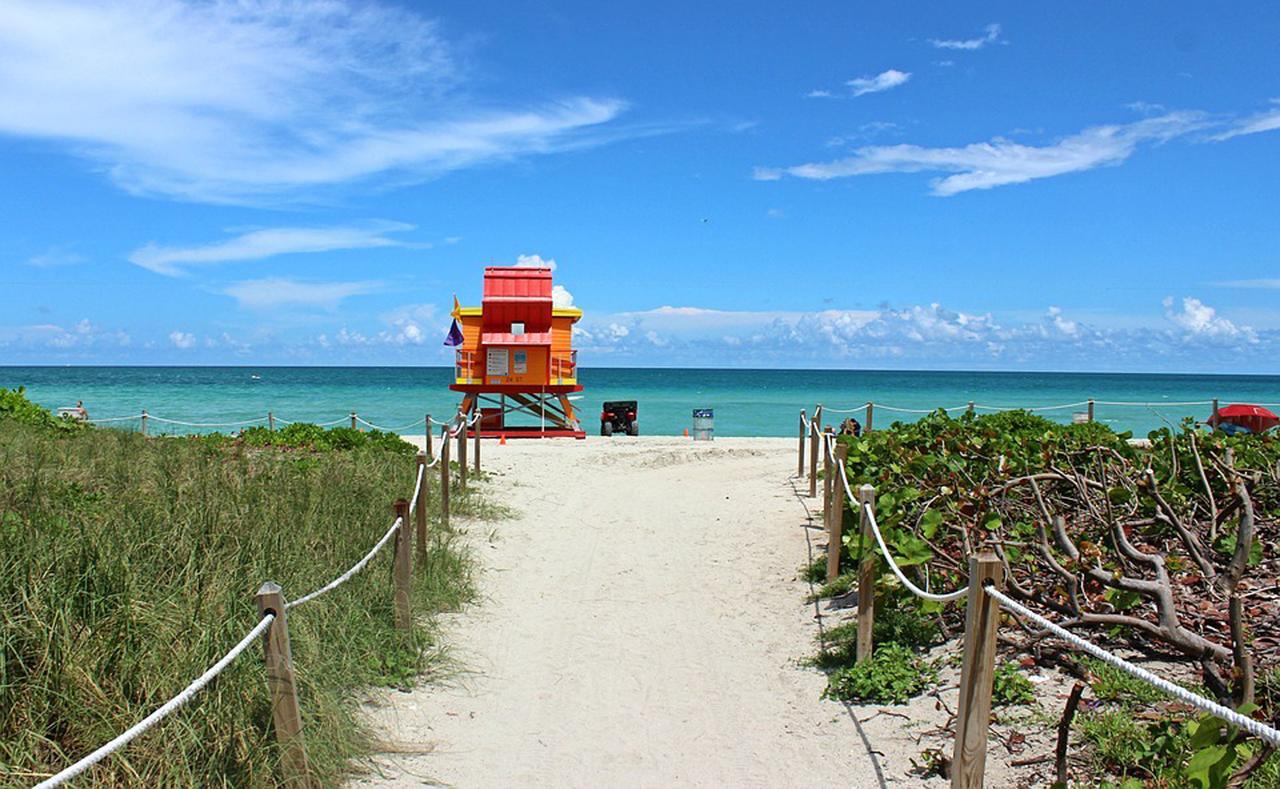 Beachfront Bentley Hotel One Bedroom Suite With Balcony And Beach Access Miami Beach Dış mekan fotoğraf